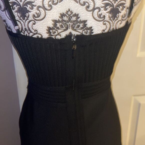 Fashion nova body con dress - Picture 4 of 5